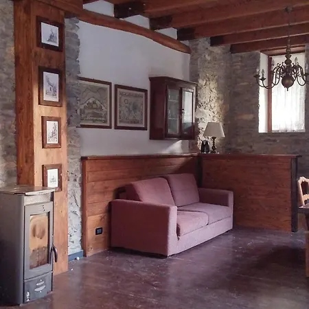 Laghetti Di Nervi Only Walking 20 Min In The Nature We Carry Your Baggage With Small Tractor Génova